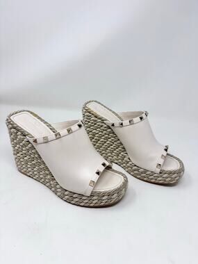 Valentino Garavani  Rockstud Torchon Wedge Espadrille Sandals White Leather 39